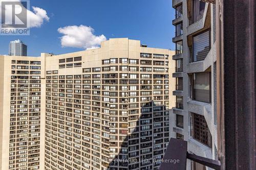 3209 - 65 Harbour Square, Toronto, ON - Outdoor With Facade