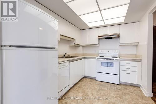 3209 - 65 Harbour Square, Toronto, ON - Indoor Photo Showing Kitchen With Double Sink