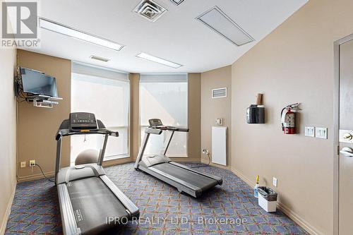 203 - 4200 Bathurst Street, Toronto (Clanton Park), ON - Indoor Photo Showing Gym Room