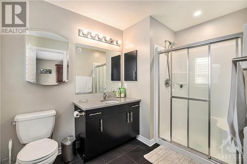 228 Southbridge Street, Ottawa, ON - Indoor Photo Showing Bathroom