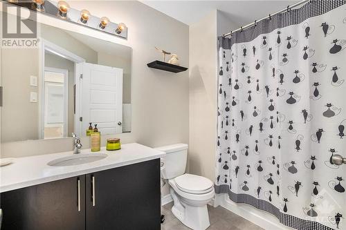 228 Southbridge Street, Ottawa, ON - Indoor Photo Showing Bathroom