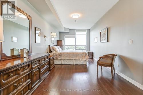 1202 - 551 Maple Avenue, Burlington, ON - Indoor Photo Showing Bedroom