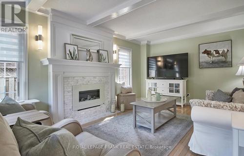 354 Regal Briar Street, Whitby (Blue Grass Meadows), ON - Indoor Photo Showing Living Room With Fireplace