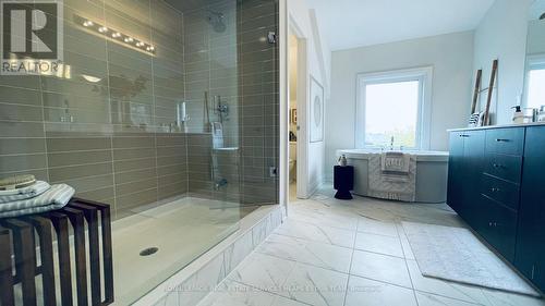 21 Freemon Redmon Circle, Toronto, ON - Indoor Photo Showing Bathroom