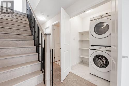 21 Freemon Redmon Circle, Toronto, ON - Indoor Photo Showing Laundry Room