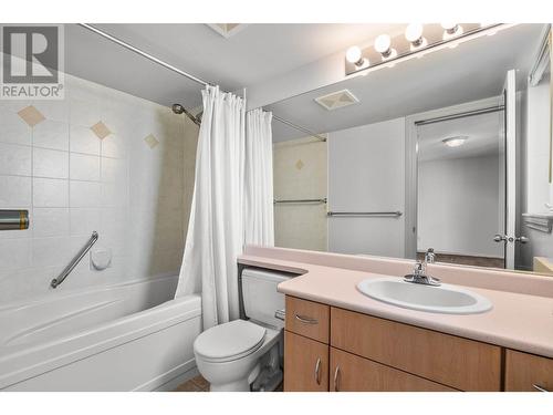 970 Lorne Street Unit# 208, Kamloops, BC - Indoor Photo Showing Bathroom