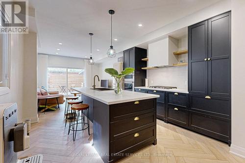 81 Major Street, Toronto, ON - Indoor Photo Showing Kitchen With Upgraded Kitchen