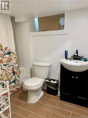 1462 Champlain Street, Dieppe, NB - Indoor Photo Showing Bathroom