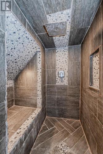 789 Rockway Drive, Kitchener, ON - Indoor Photo Showing Bathroom