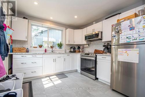 15 Hague Boulevard, Smith-Ennismore-Lakefield (Lakefield), ON - Indoor Photo Showing Kitchen