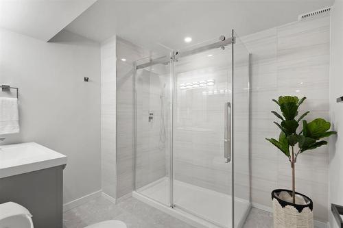 797 Setter Street, Winnipeg, MB - Indoor Photo Showing Bathroom