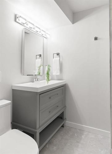 797 Setter Street, Winnipeg, MB - Indoor Photo Showing Bathroom