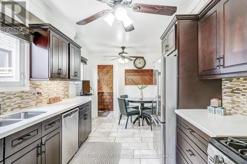 2661 Council Ring Road, Mississauga, ON - Indoor Photo Showing Kitchen With Double Sink With Upgraded Kitchen