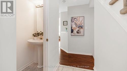 74 Earl Grey Crescent, Brampton (Fletcher'S Meadow), ON - Indoor Photo Showing Bathroom