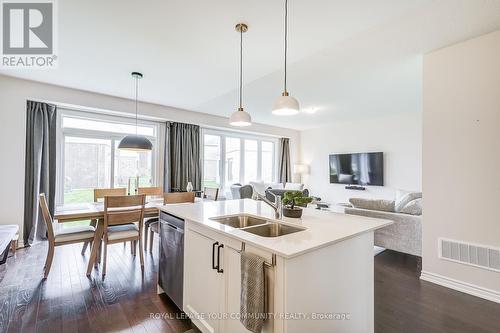 249 Madelaine Drive, Barrie, ON - Indoor Photo Showing Kitchen With Double Sink With Upgraded Kitchen