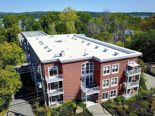 Frontage - 303-542 Rue Main, Hudson, QC - Outdoor