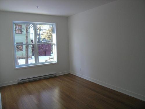 Bedroom - 303-542 Rue Main, Hudson, QC - Indoor Photo Showing Other Room