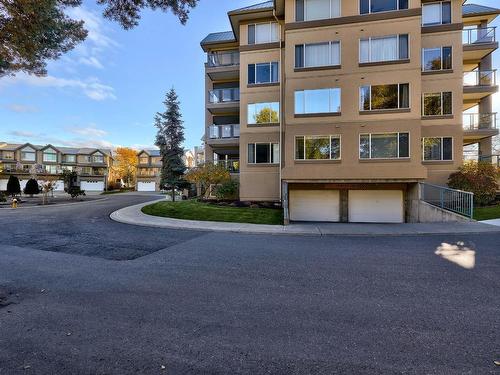 208-970 Lorne Street, Kamloops, BC 