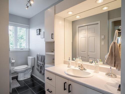 Bathroom - 84 Rue Principale, Lambton, QC - Indoor Photo Showing Bathroom