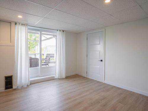 Basement - 84 Rue Principale, Lambton, QC - Indoor Photo Showing Other Room