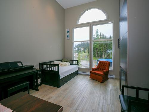 303-30 Monashee Road, Vernon, BC - Indoor Photo Showing Other Room