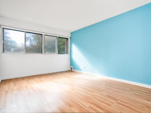 Master bedroom - 311-40 Av. Du Rhône, Saint-Lambert, QC - Indoor Photo Showing Other Room