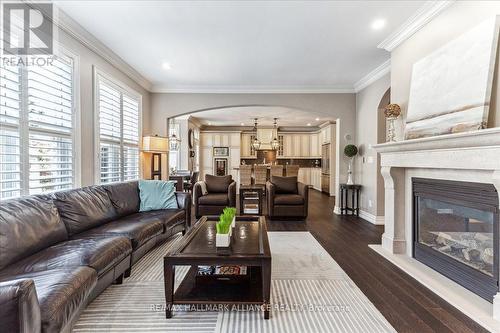 751 Merlot Court, Mississauga (Lorne Park), ON - Indoor Photo Showing Living Room With Fireplace