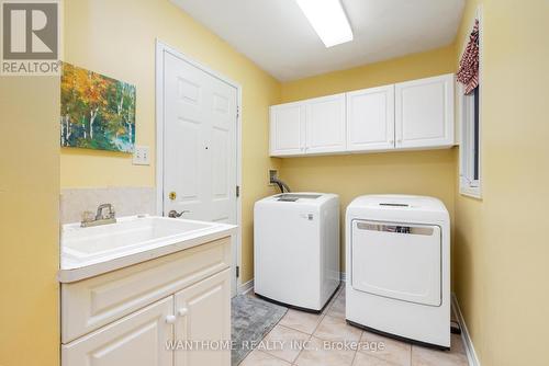 2191 Turnberry Road, Burlington (Rose), ON - Indoor Photo Showing Laundry Room