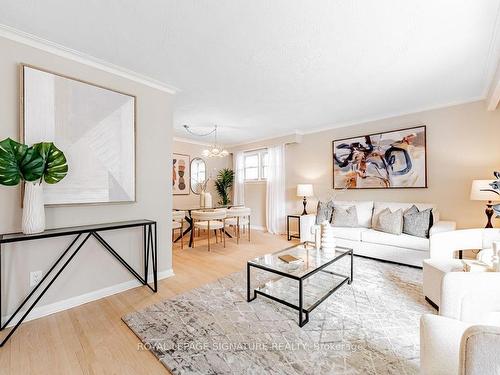 84 Hart Ave, Toronto, ON - Indoor Photo Showing Living Room