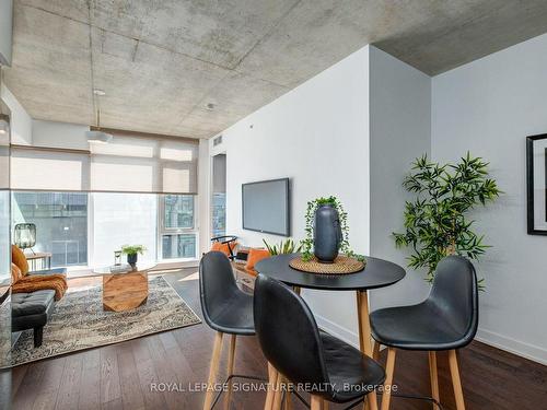 208`-1190 Dundas St E, Toronto, ON - Indoor Photo Showing Dining Room