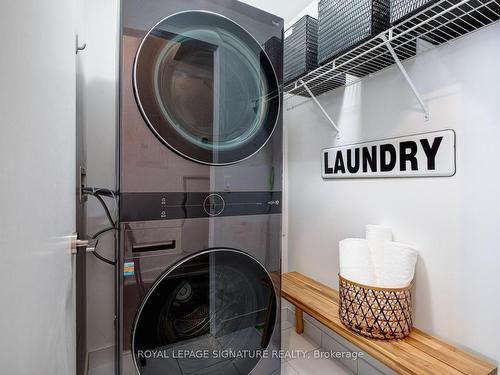 208`-1190 Dundas St E, Toronto, ON - Indoor Photo Showing Laundry Room