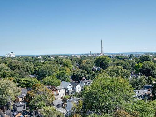 208`-1190 Dundas St E, Toronto, ON - Outdoor With View