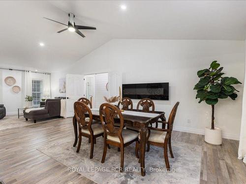 395 Sandford Rd, Uxbridge, ON - Indoor Photo Showing Dining Room With Fireplace