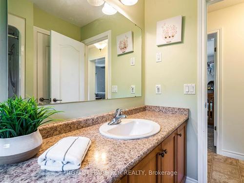 18637 Hurontario St, Caledon, ON - Indoor Photo Showing Bathroom