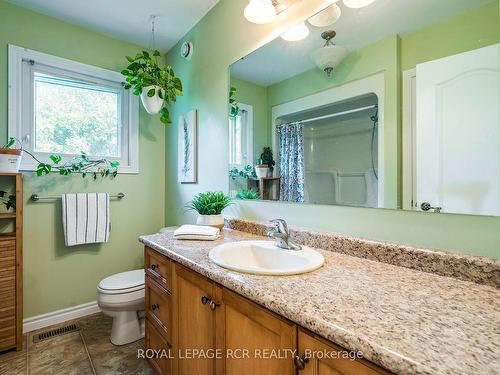 18637 Hurontario St, Caledon, ON - Indoor Photo Showing Bathroom