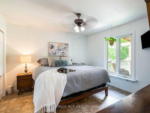 18637 Hurontario St, Caledon, ON - Indoor Photo Showing Bedroom