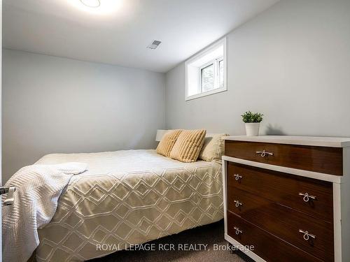 18637 Hurontario St, Caledon, ON - Indoor Photo Showing Bedroom