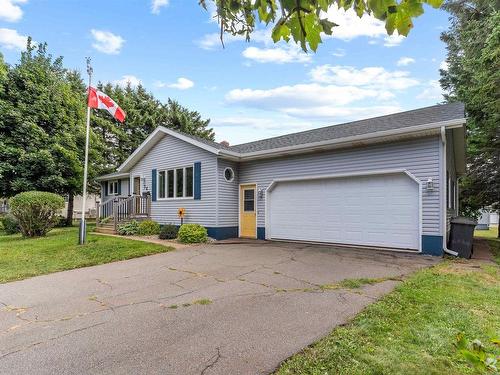 54 Saunders Avenue, Summerside, PE 