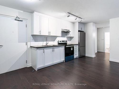 B103-46 Panorama Crt, Toronto, ON - Indoor Photo Showing Kitchen