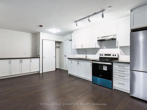 B103-46 Panorama Crt, Toronto, ON - Indoor Photo Showing Kitchen