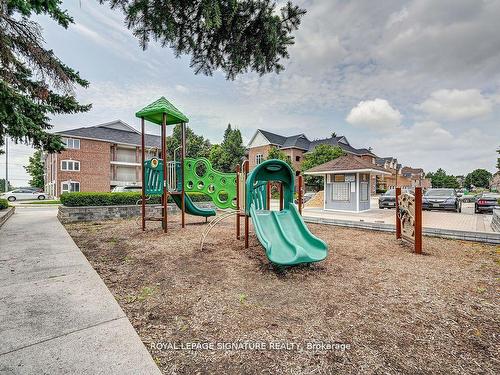 155-85 Bristol Rd E, Mississauga, ON - Outdoor