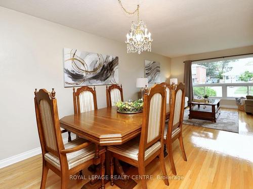 3540 Queenston Dr, Mississauga, ON - Indoor Photo Showing Dining Room