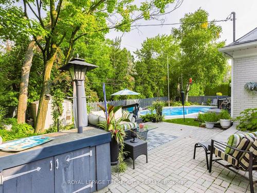 1319 Tyandaga Park Dr, Burlington, ON - Outdoor With In Ground Pool With Deck Patio Veranda