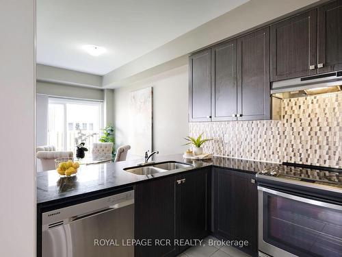 12 Landsborough St, East Luther Grand Valley, ON - Indoor Photo Showing Kitchen With Double Sink With Upgraded Kitchen