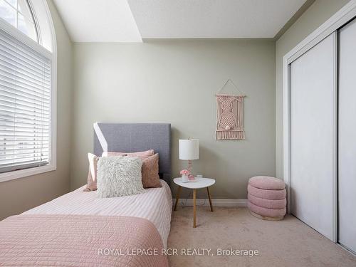 12 Landsborough St, East Luther Grand Valley, ON - Indoor Photo Showing Bedroom