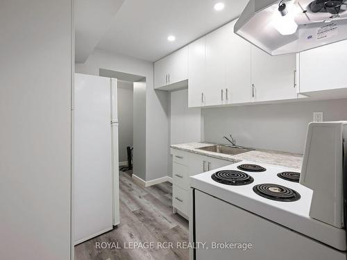 12 Landsborough St, East Luther Grand Valley, ON - Indoor Photo Showing Kitchen