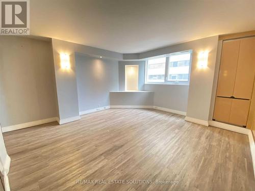 1010 - 360 Bloor Street E, Toronto (Rosedale-Moore Park), ON - Indoor