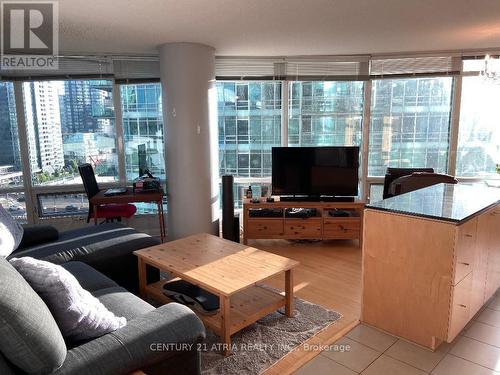 1503 - 373 Front Street W, Toronto (Waterfront Communities), ON - Indoor Photo Showing Living Room