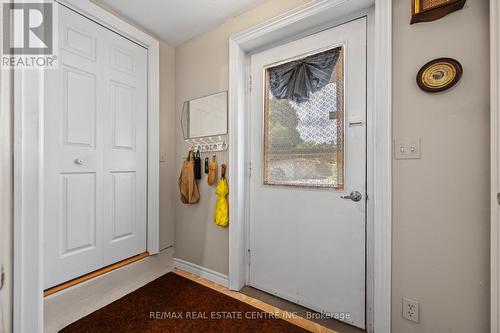 5024 Stamford Street, Niagara Falls, ON - Indoor Photo Showing Other Room