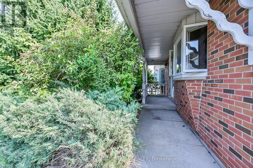 75 Randall Avenue, Hamilton (Stoney Creek), ON - Outdoor